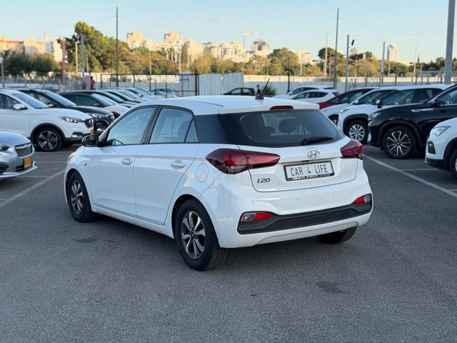 מודעת רכב יונדאי i20 2