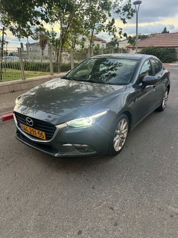 מודעת רכב מאזדה 3