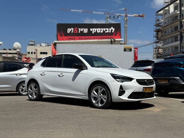 מודעת רכב אופל קורסה 1