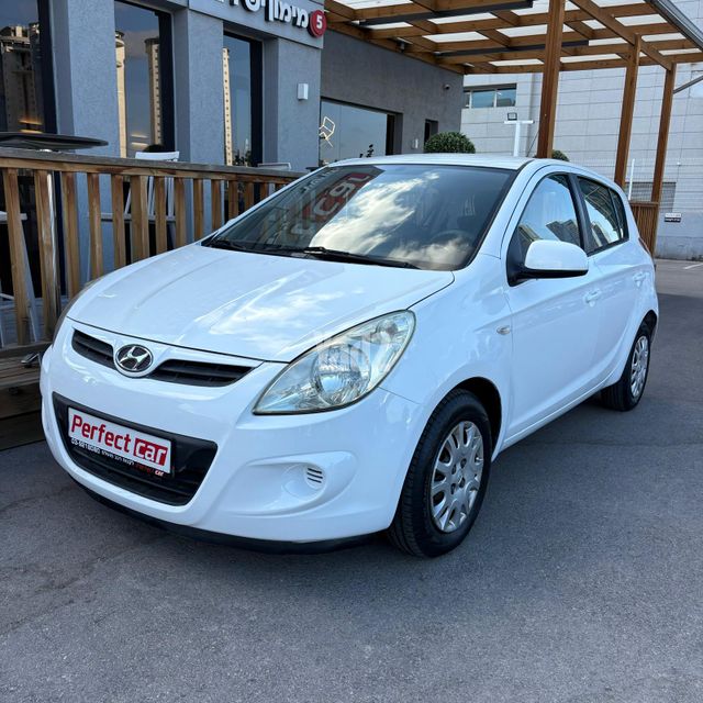 מודעת רכב יונדאי i20