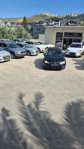 מודעת רכב סיאט לאון