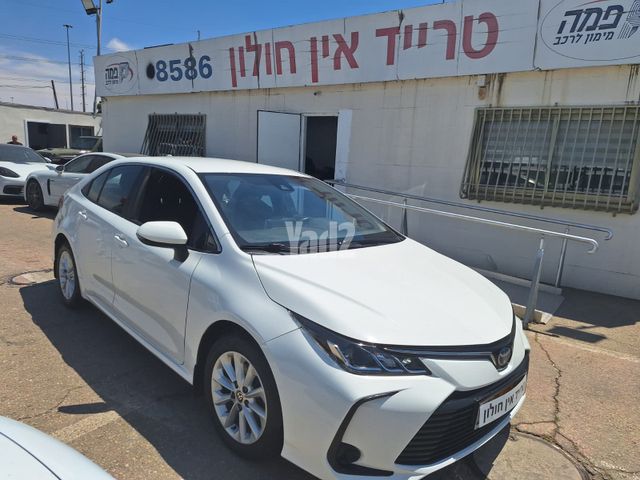 מודעת רכב טויוטה קורולה 1