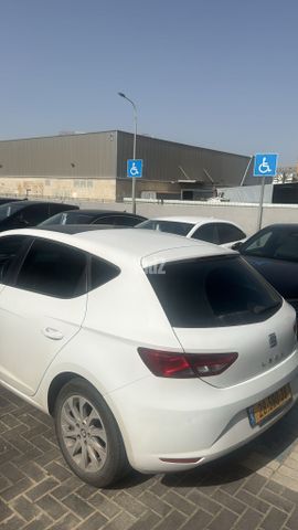 מודעת רכב סיאט לאון