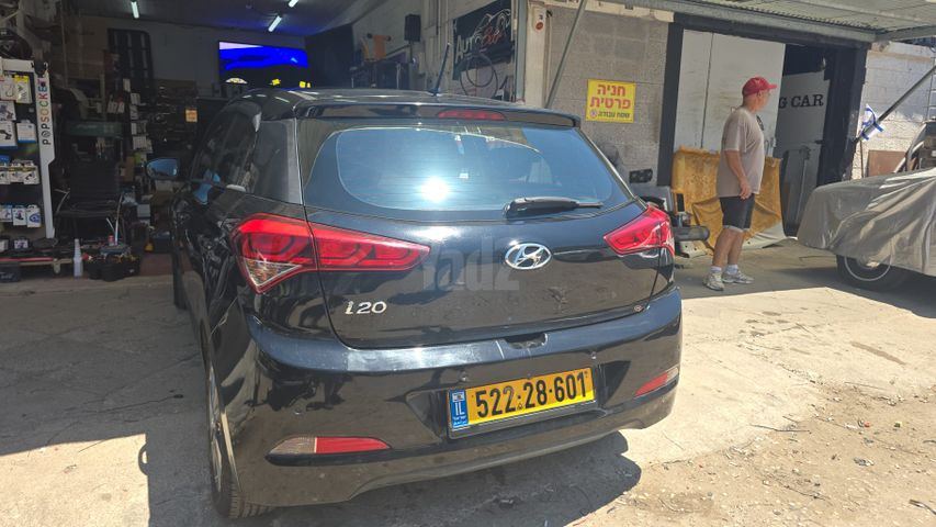 מודעת רכב יונדאי i20 3
