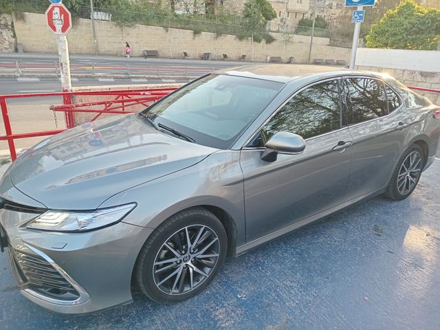 מודעת רכב טויוטה קאמרי