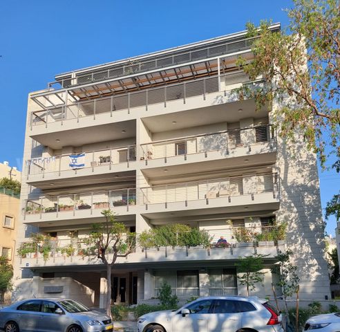 דירה למכירה בתל אביב יפו — 4