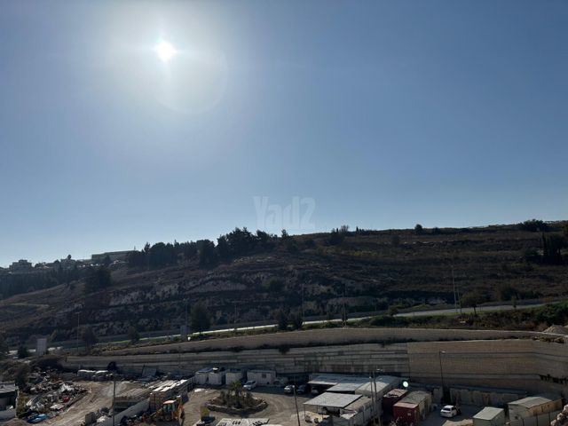 הרב אברהם זקן 2