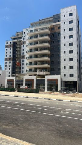 אסתר ארדיטי 3