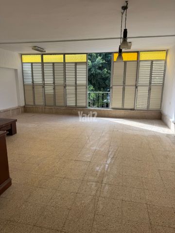 שדרות העצמאות 37