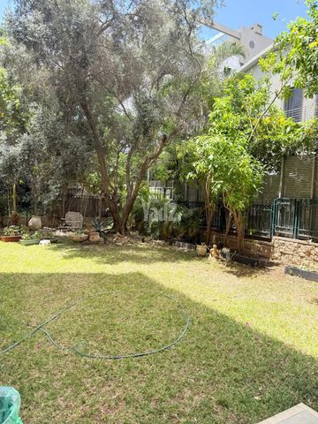 יעקב מרידור 9