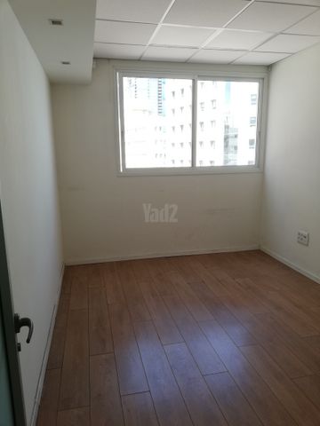 יגיע כפיים 2
