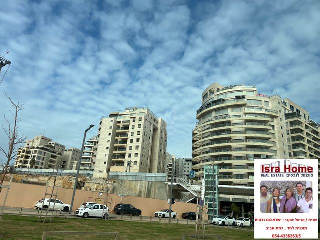 הגוש הגדול, רמת אביב החדשה, נופי ים