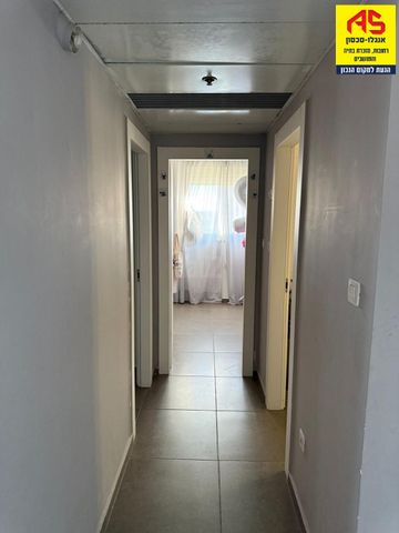 מודעת נכס, הר הצופים, רחובות ההולנדית, רחובות
