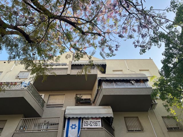 יונה צבי פיינשטיין 