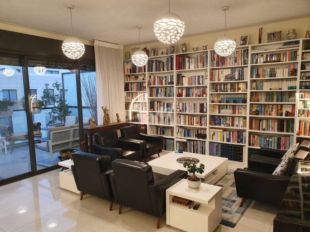 דירה, נווה זמר, רעננה