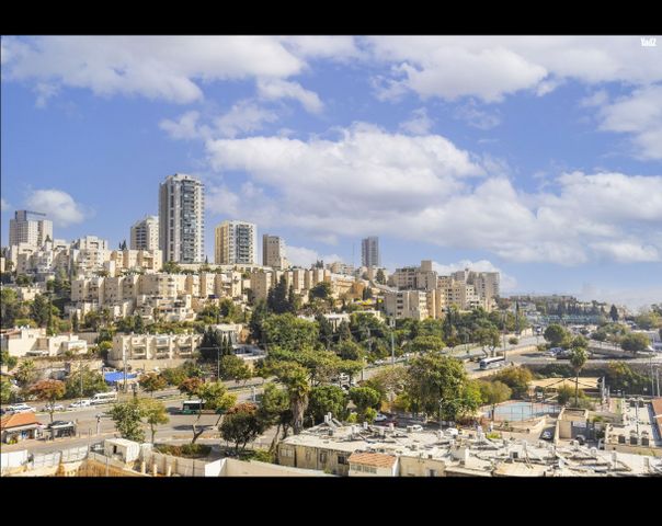 דירה למכירה בירושלים (תיווך) — 5