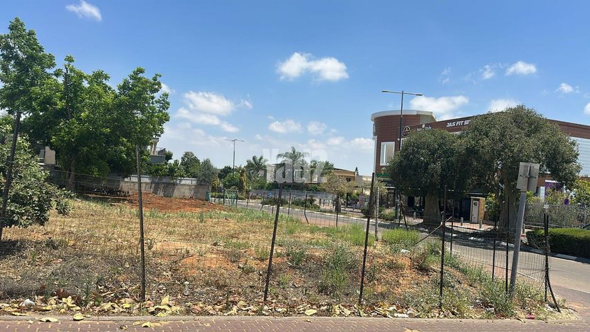 שיכון א