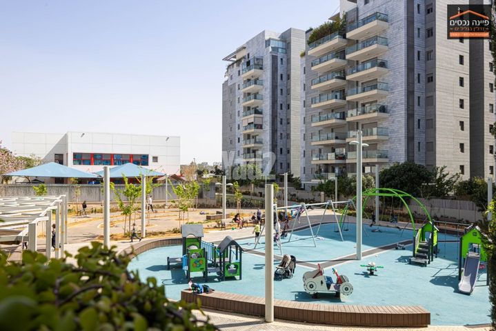 הקרן 7