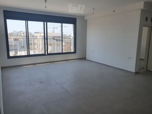 תמונה 6 של דירת 4 חדרים להשכרה בהרצליה