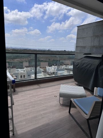 מור 