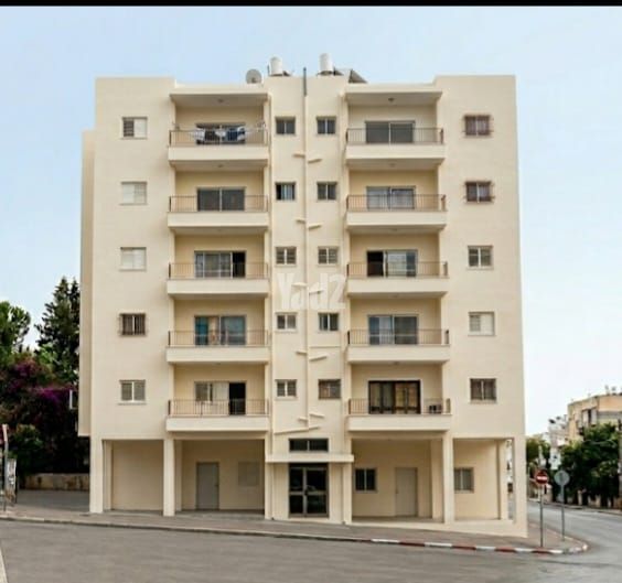בניין משרדים