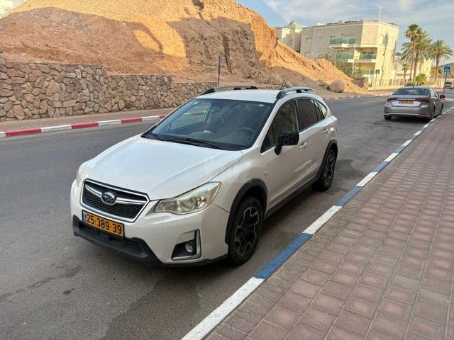 מודעת רכב סובארו XV