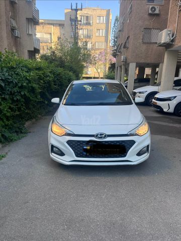 מודעת רכב יונדאי i20