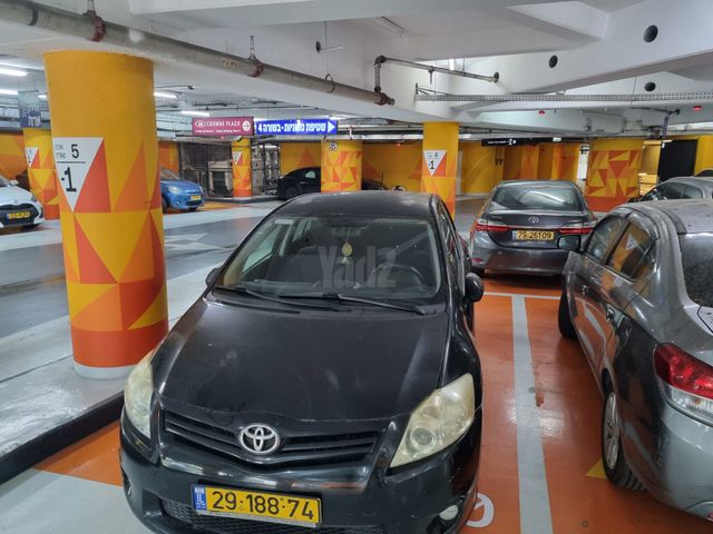 מודעת רכב טויוטה אוריס