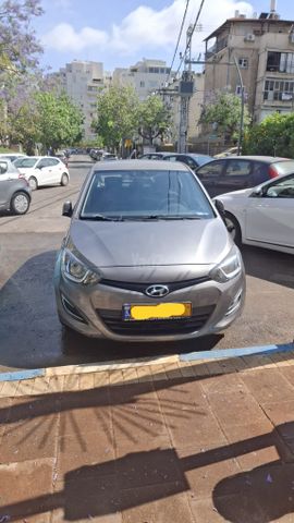 מודעת רכב יונדאי i20