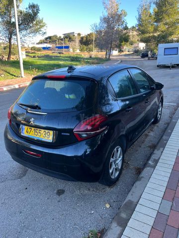 מודעת רכב פיג'ו 208