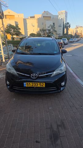 מודעת רכב טויוטה ורסו