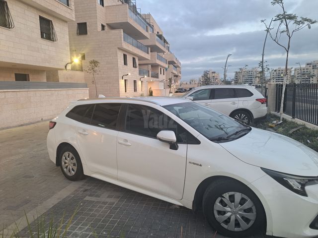 מודעת רכב טויוטה קורולה