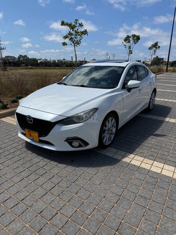 מודעת רכב מאזדה 3