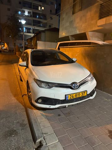 מודעת רכב טויוטה אוריס