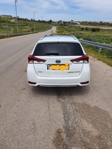 מודעת רכב טויוטה אוריס