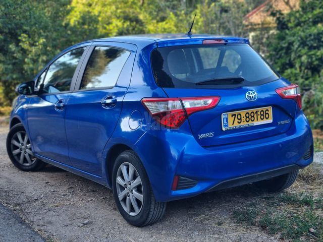 מודעת רכב טויוטה יאריס