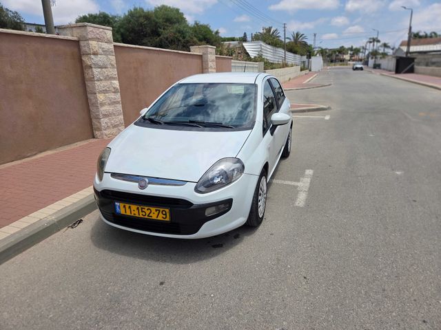 מודעת רכב פיאט פונטו