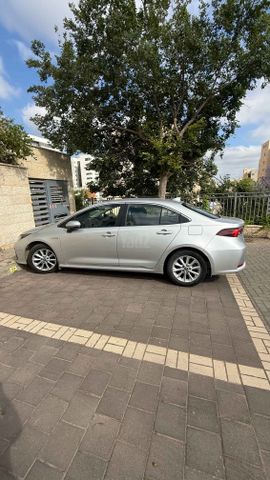 מודעת רכב טויוטה קורולה