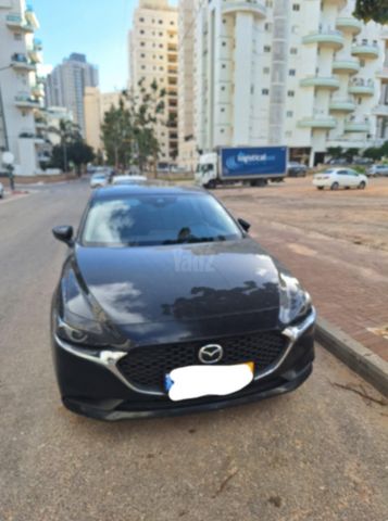 מודעת רכב מאזדה 3