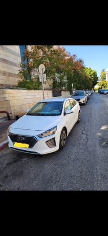 מודעת רכב יונדאי איוניק
