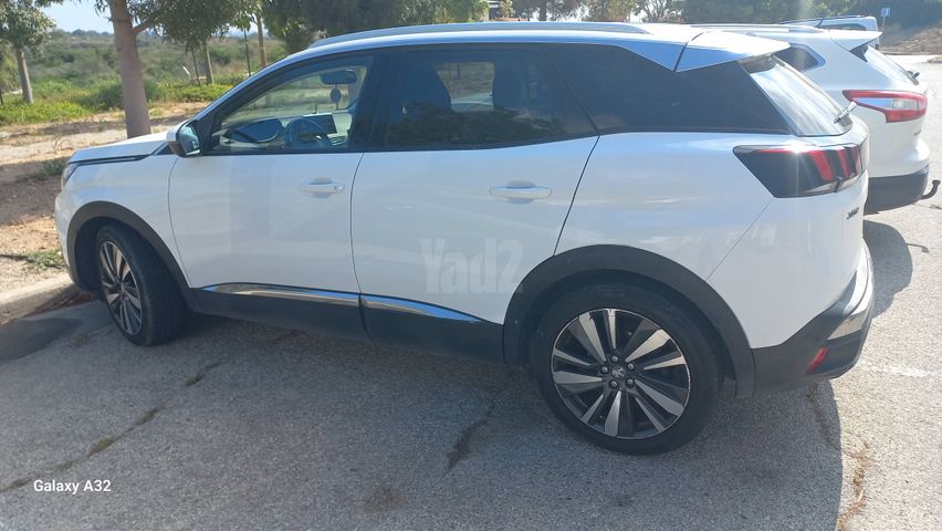 מודעת רכב פיג'ו 3008
