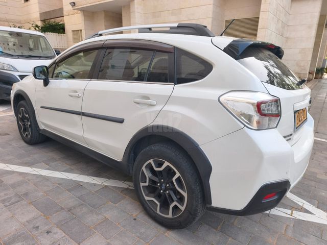 מודעת רכב סובארו XV
