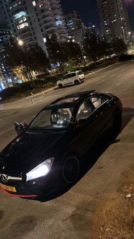 מודעת רכב מרצדס-בנץ CLA