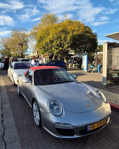 מודעת רכב פורשה 911