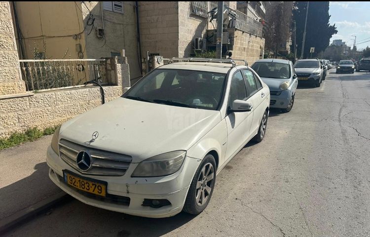 מודעת רכב מרצדס-בנץ C-class