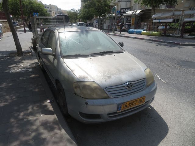מודעת רכב טויוטה קורולה