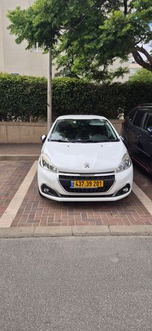 מודעת רכב פיג'ו 208
