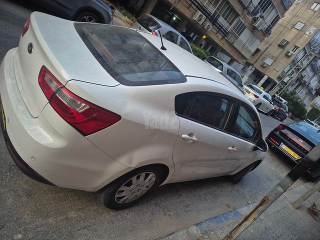 מודעת רכב קיה ריו