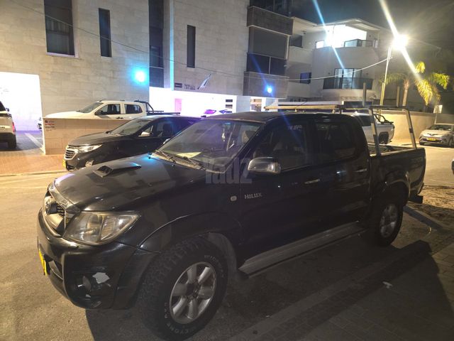 מודעת רכב טויוטה היילקס