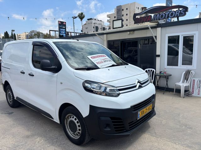 מודעת רכב סיטרואן ג'אמפי